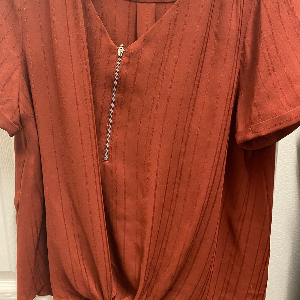Apt 9 women’s blouse